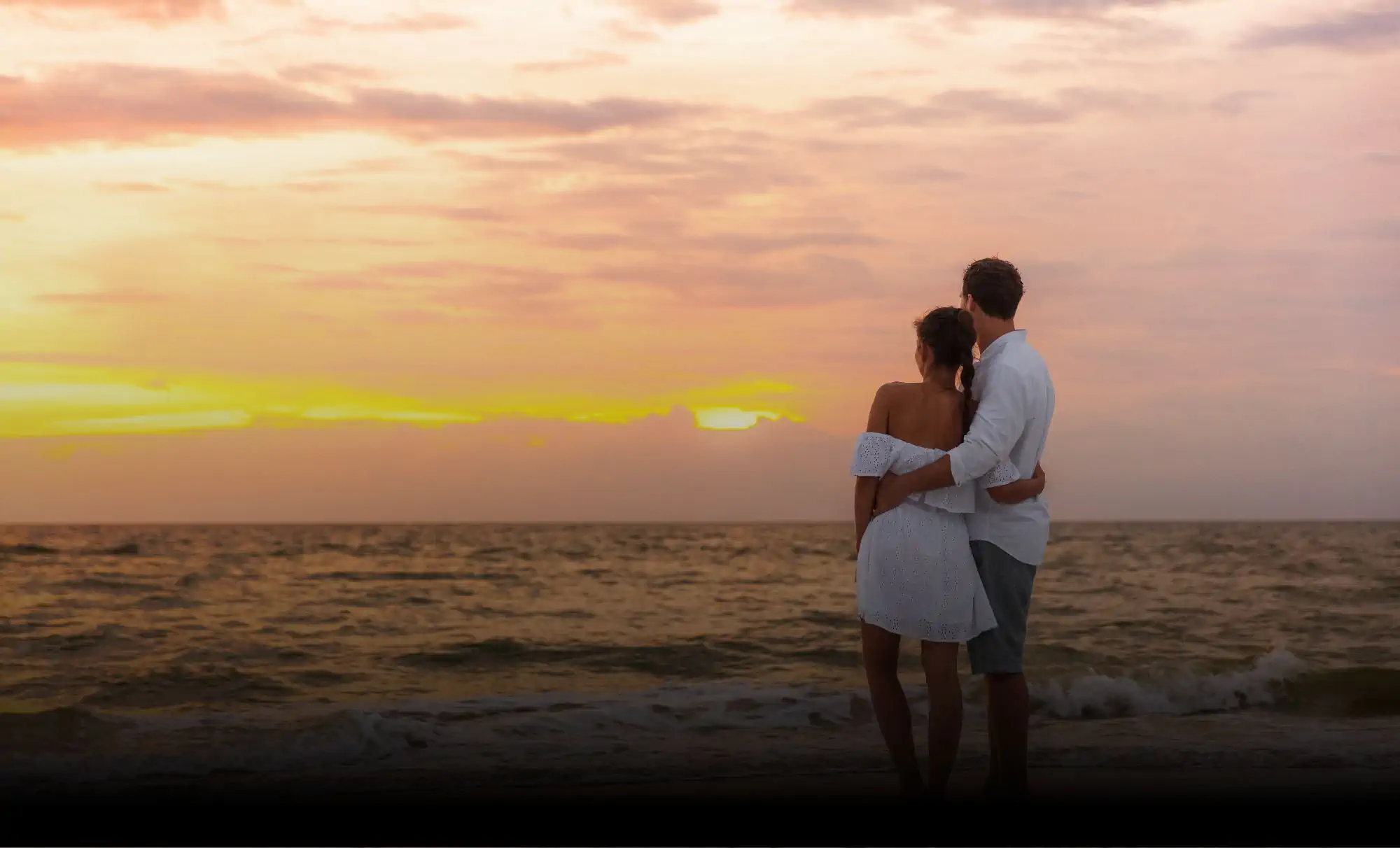 Popular-Packages Couple enjoying Lamangata on their honeymoon