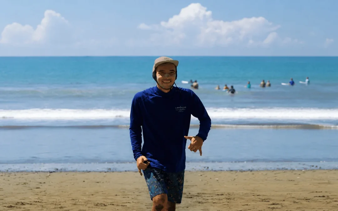 Surf Lessons in Dominical Costa Rica With Coach Junior